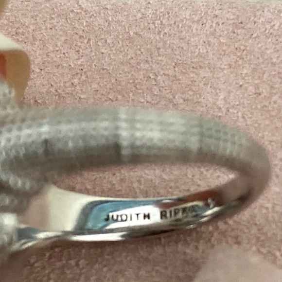 Judith Ripka Diamond Ring - Picture 5 of 6